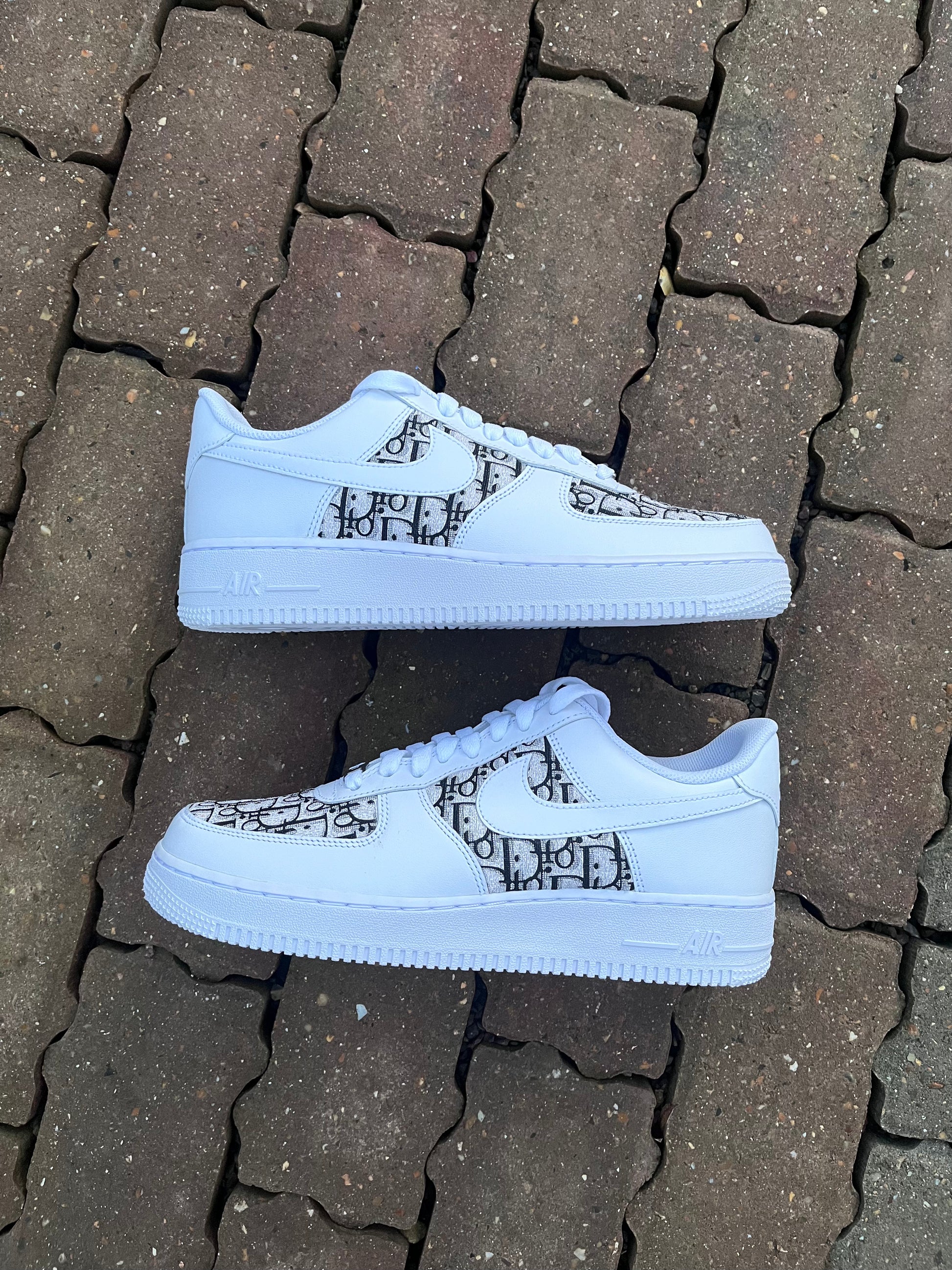 AF-1 BLACK & WHITE CD - Snkrs By Son